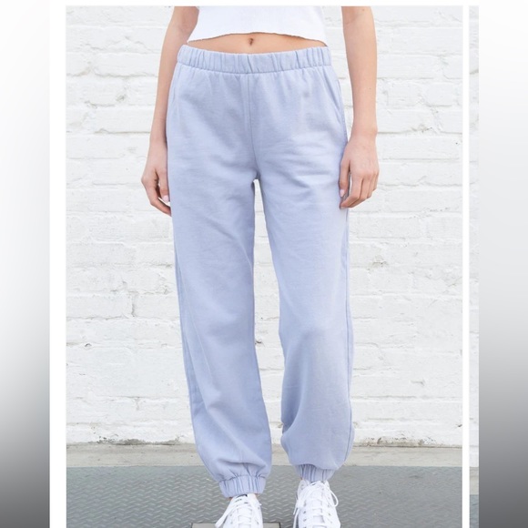 Brandy Melville rosa sweatpants - Picture 1 of 4
